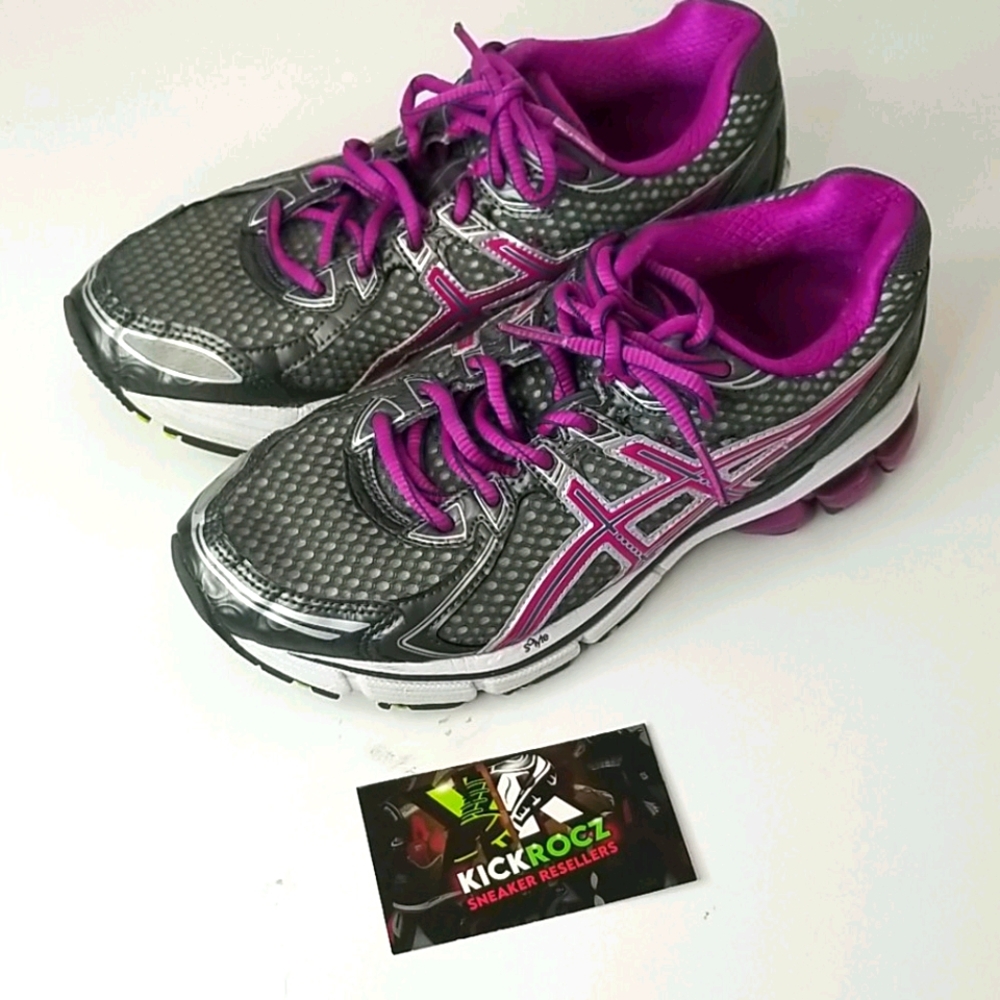Used womans Asics GT-2170